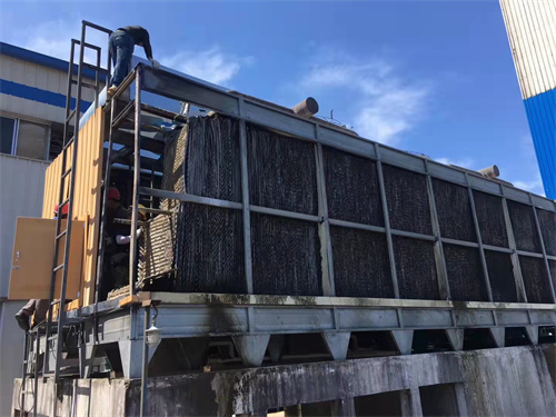 中央空調(diào)冷卻塔隔聲降噪處理案例,中央空調(diào)冷卻塔噪音擾民怎么處理